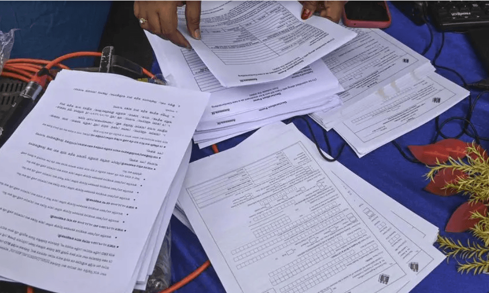 Illustration for Form 7 objections and voter deletion issues