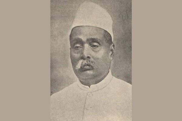 Illustration for Lake Victoria Algal Blooms (African Great Lakes)