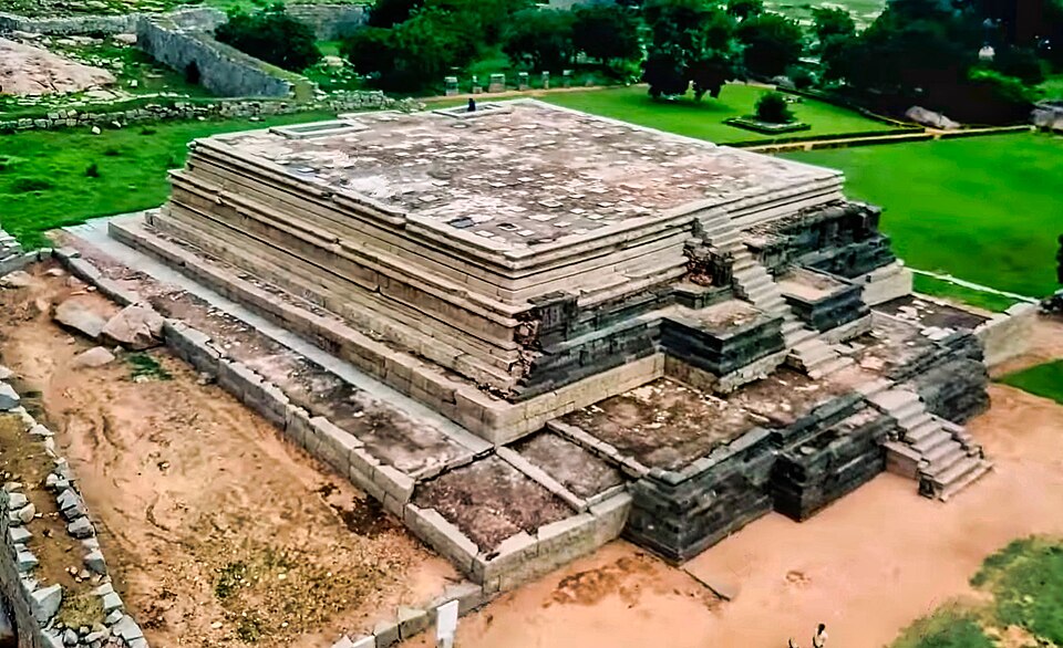 Aerial view of the Mahanavami Dibba, the great tiered stone platform in the royal centre at Hampi (Vijayanagara)